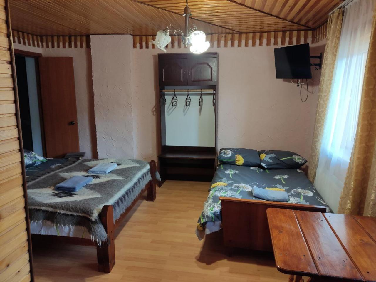 Hotel V Ulyanu Jaremče Exteriér fotografie
